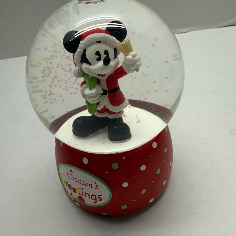 Mickey Mouse Holiday Snow Globe - Picture 6 of 8